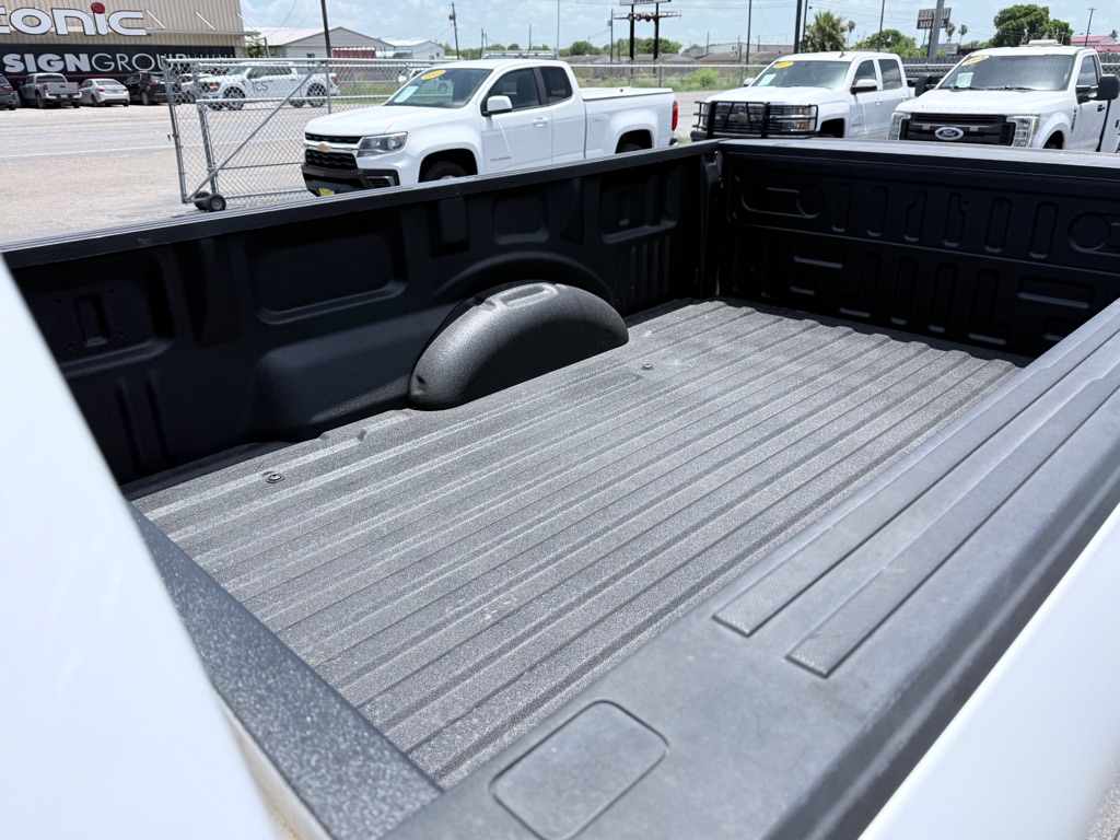 Photo 10 of this FORD F150