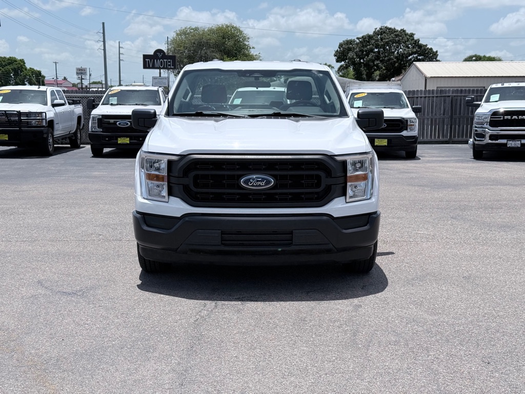 Photo 2 of this FORD F150