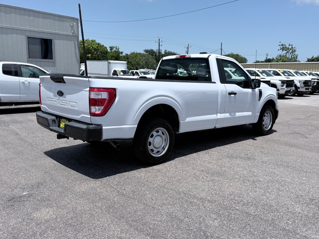 Photo 5 of this FORD F150