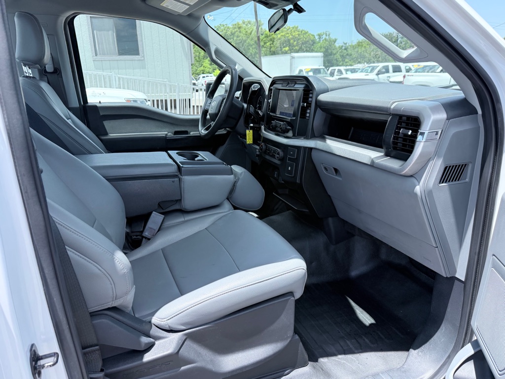 Photo 11 of this FORD F150