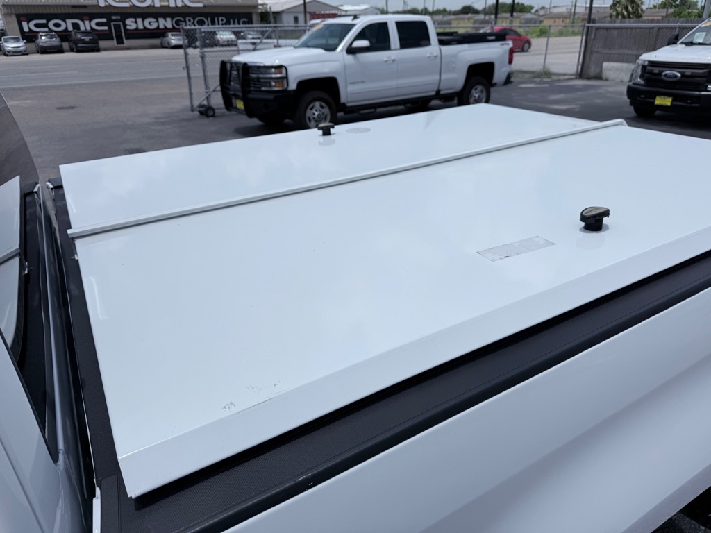 Photo 11 of this CHEVROLET COLORADO