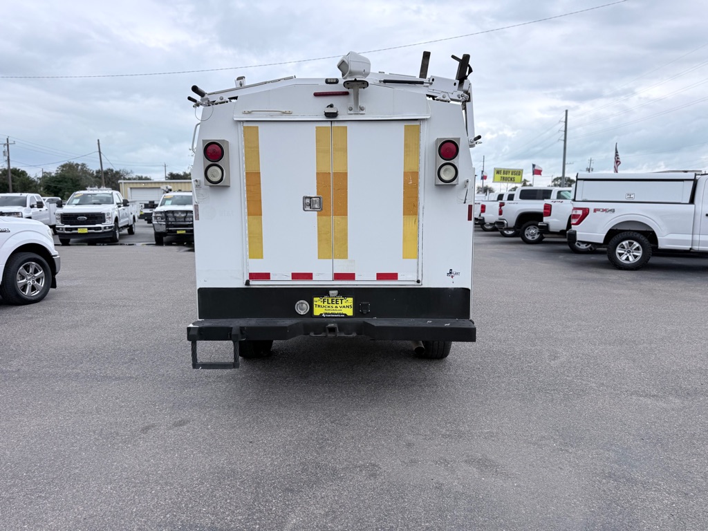 Photo 6 of this CHEVROLET SILVERADO 3500