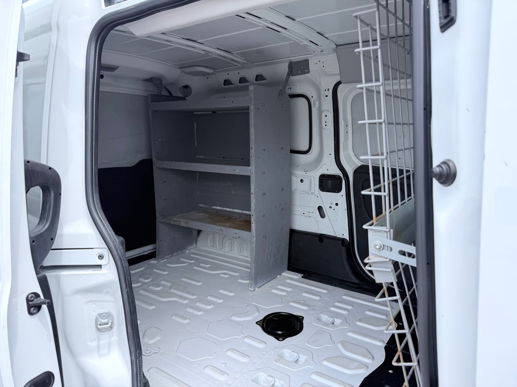 Photo 12 of this RAM PROMASTER CITY