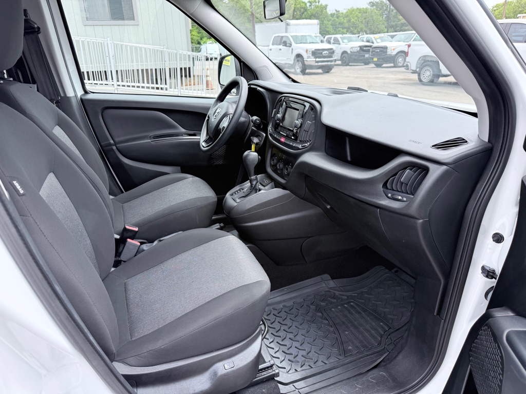 Photo 13 of this RAM PROMASTER CITY