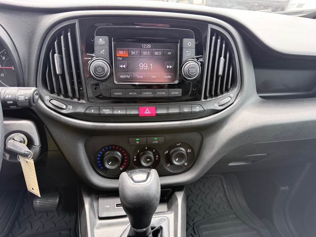 Photo 16 of this RAM PROMASTER CITY