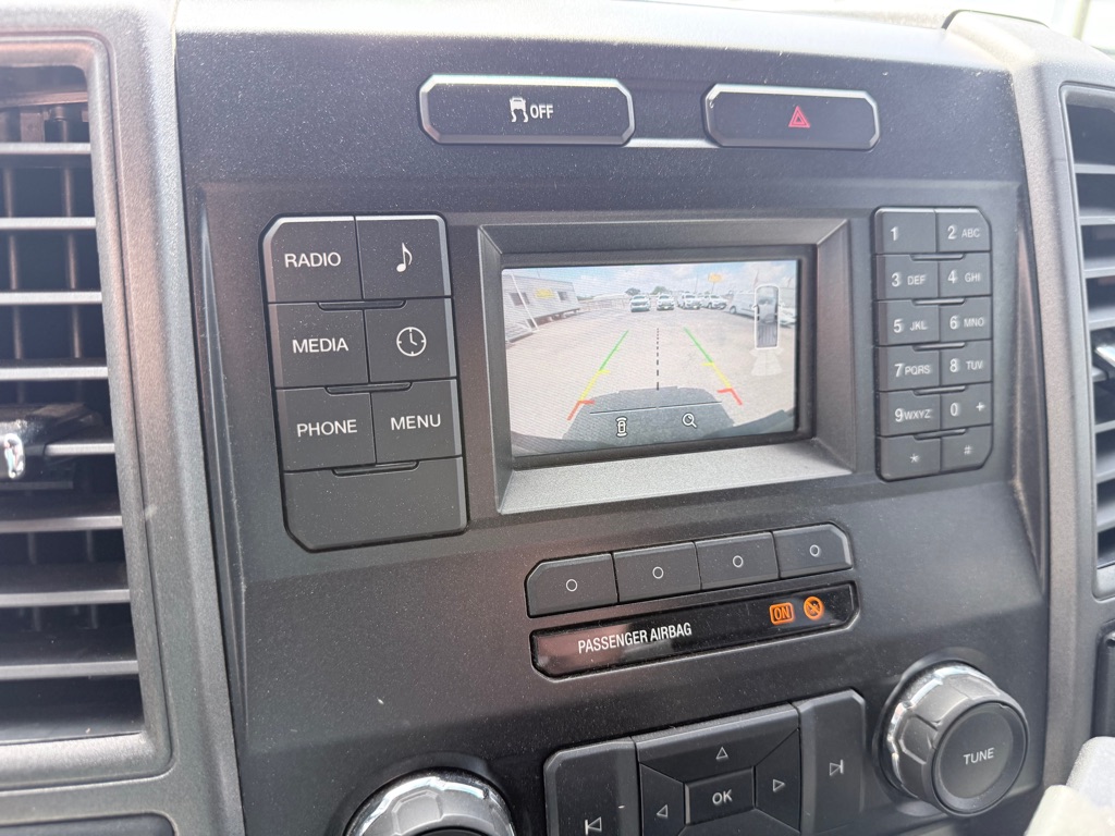 Photo 20 of this FORD F250