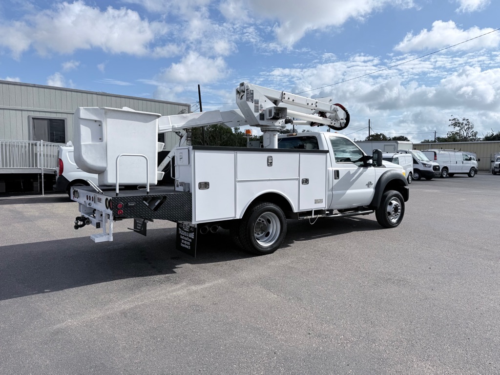 Photo 7 of this FORD F550