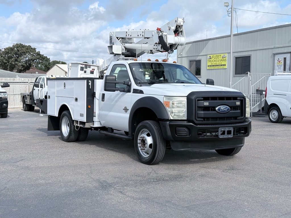 Photo 5 of this FORD F550