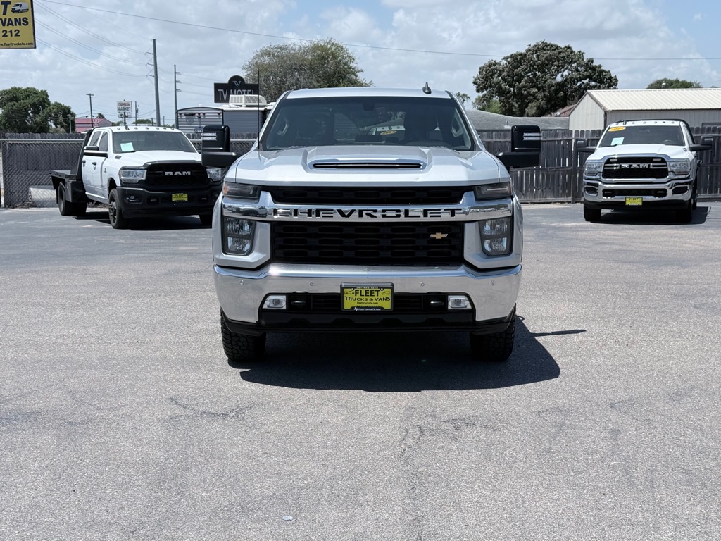 Photo 2 of this CHEVROLET SILVERADO 2500