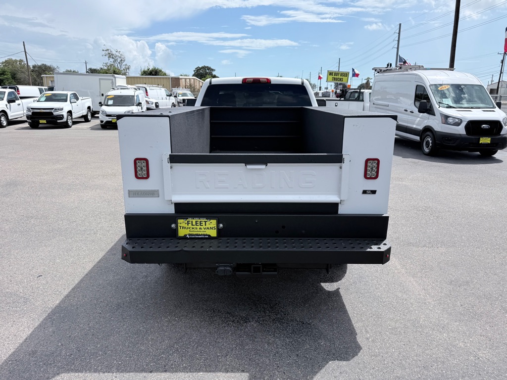Photo 6 of this CHEVROLET SILVERADO 2500