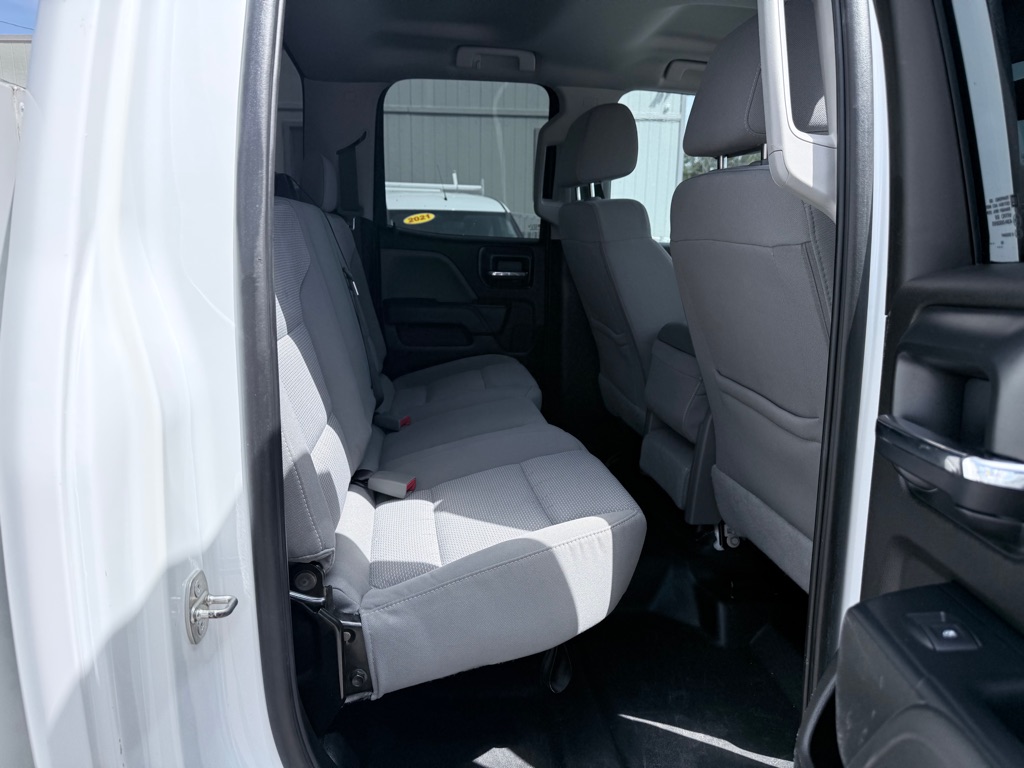 Photo 14 of this CHEVROLET SILVERADO 2500
