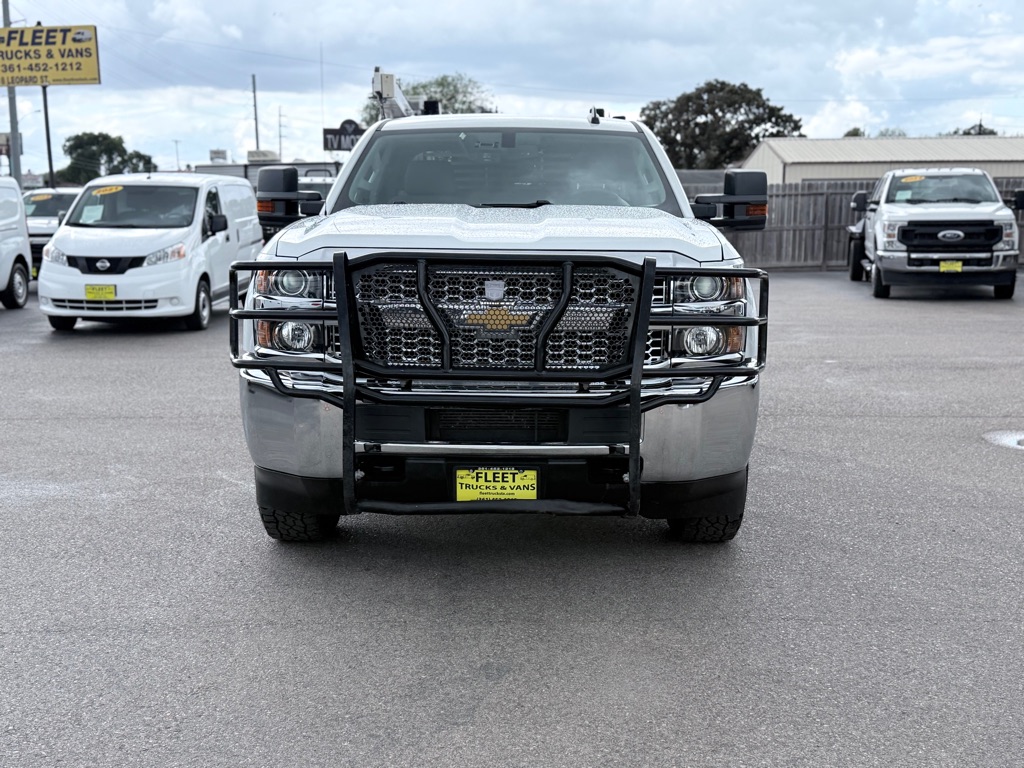 Photo 3 of this CHEVROLET SILVERADO 2500