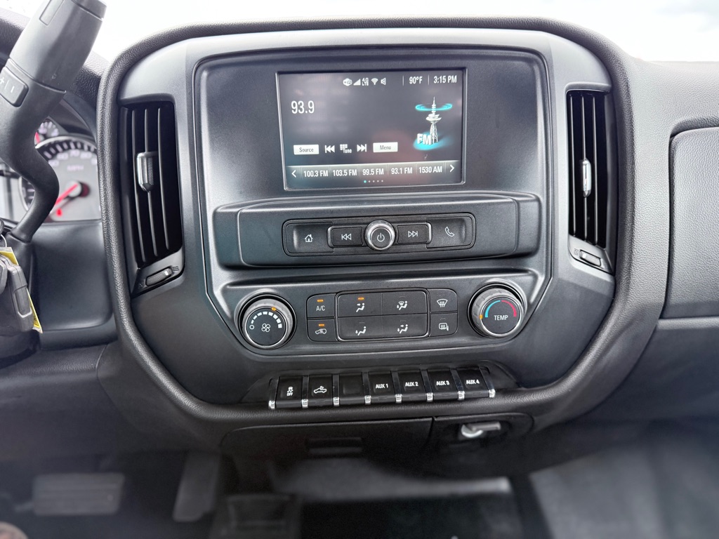 Photo 17 of this CHEVROLET SILVERADO 2500