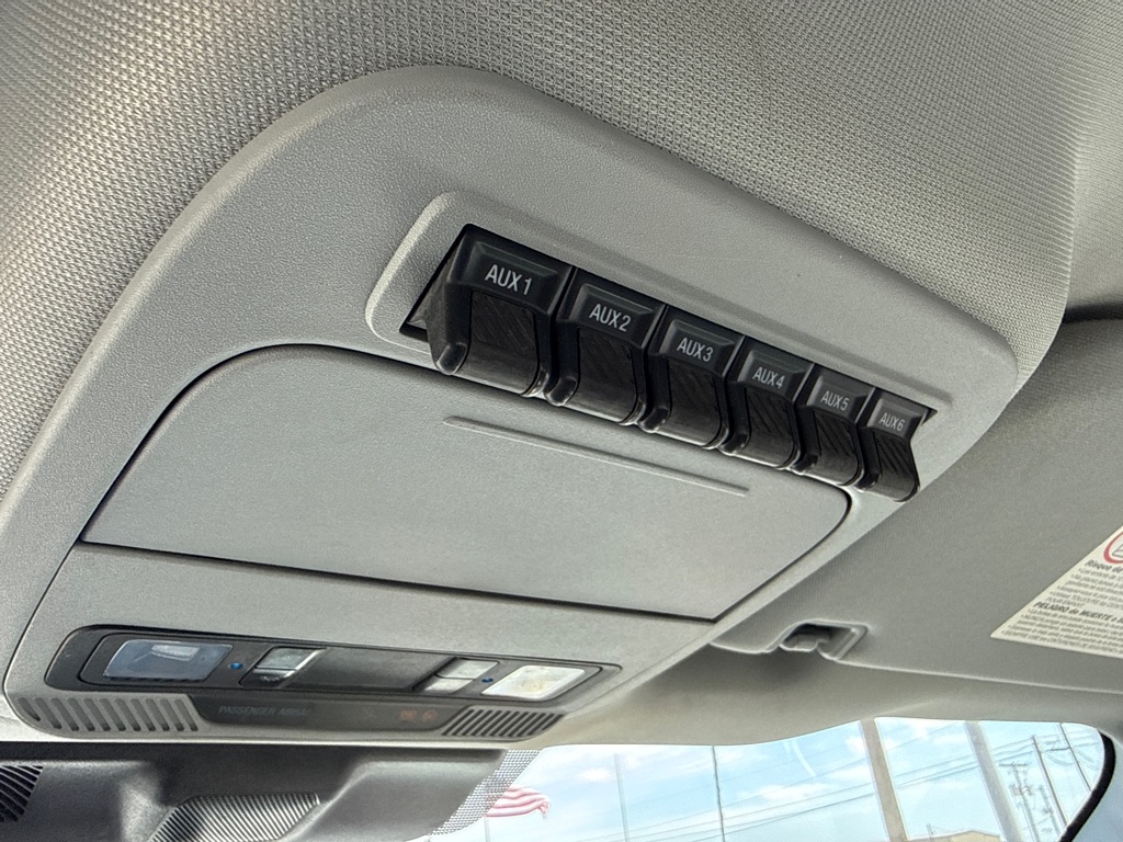 Photo 19 of this FORD F250