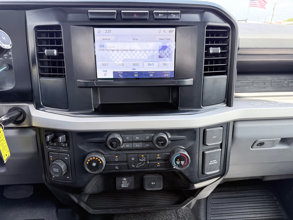 Photo 16 of this FORD F250