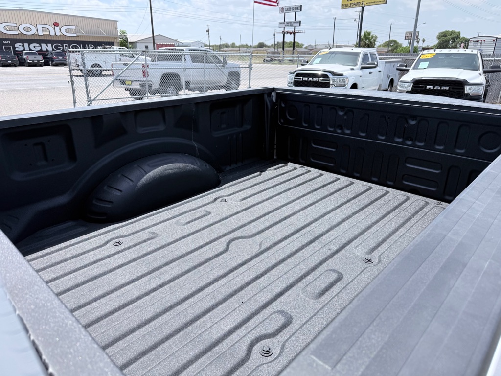 Photo 11 of this FORD F250