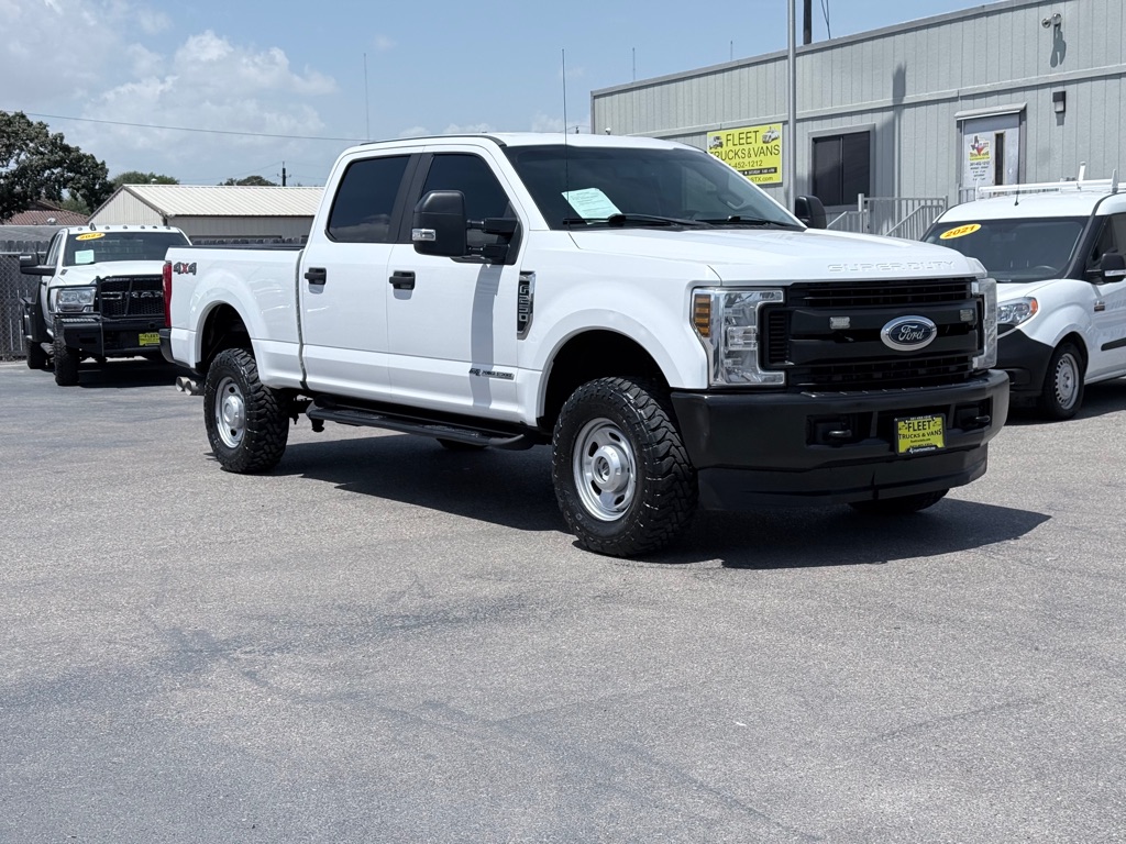Photo 3 of this FORD F250
