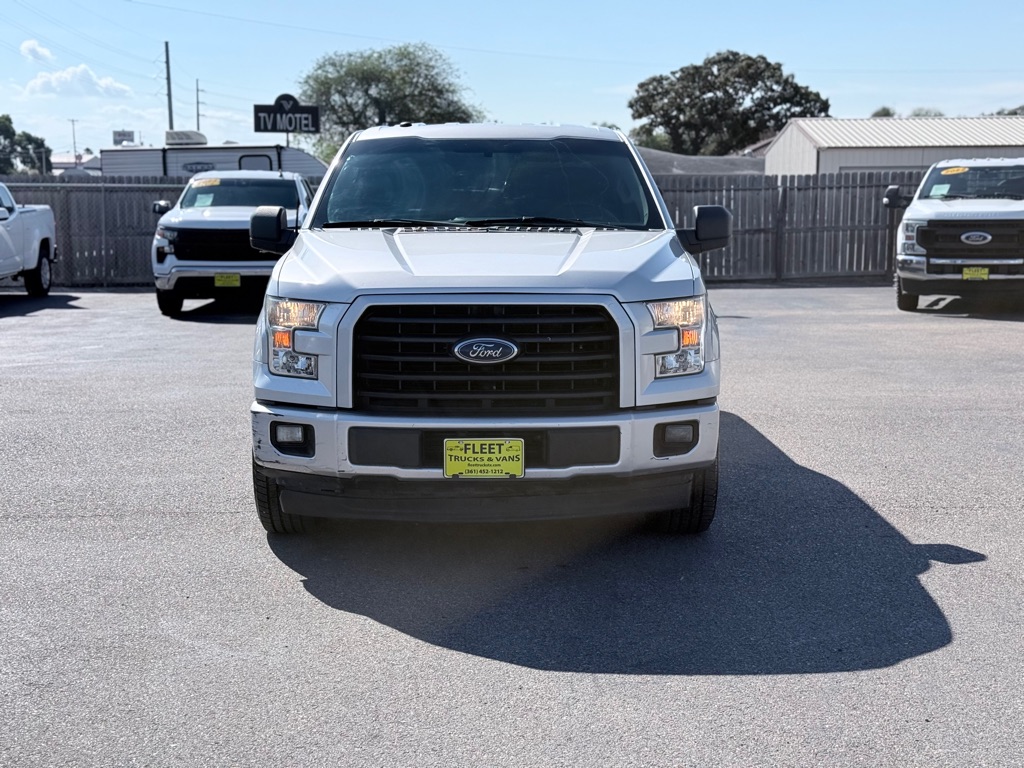 Photo 2 of this FORD F150