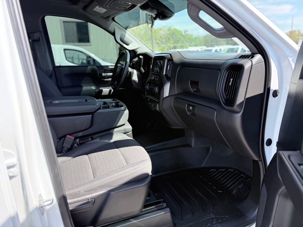Photo 16 of this CHEVROLET SILVERADO 1500