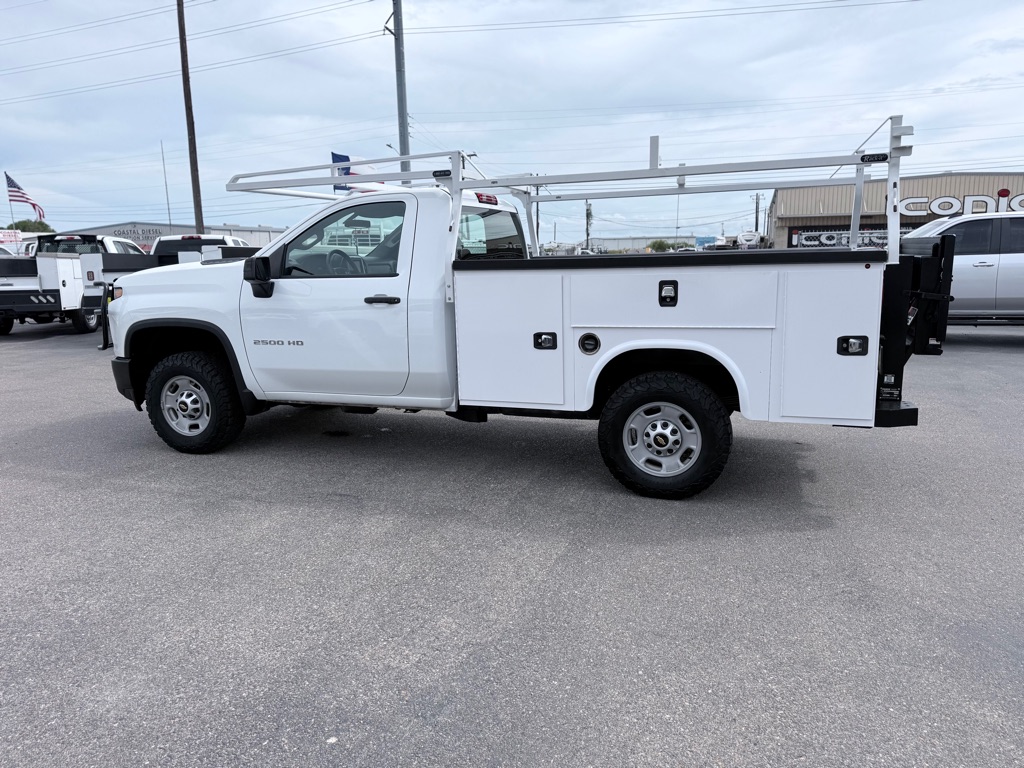Photo 8 of this CHEVROLET SILVERADO 2500