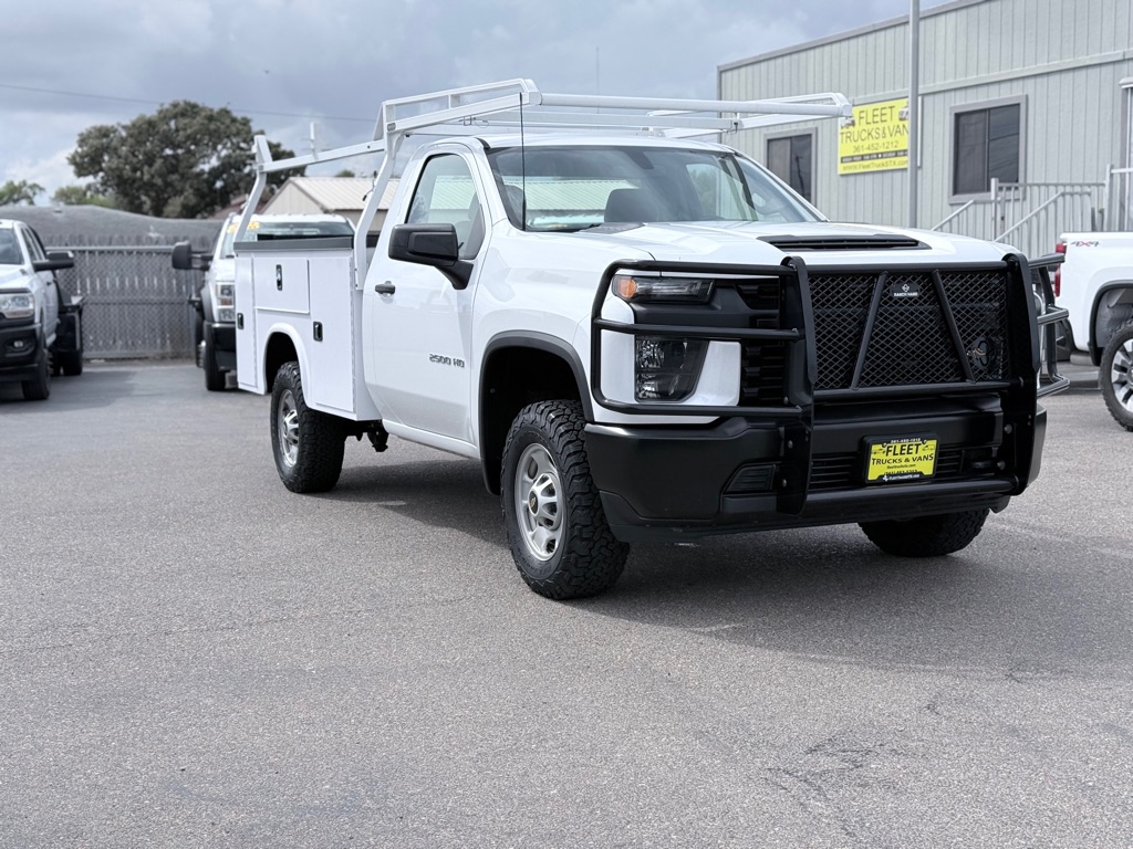 Photo 3 of this CHEVROLET SILVERADO 2500