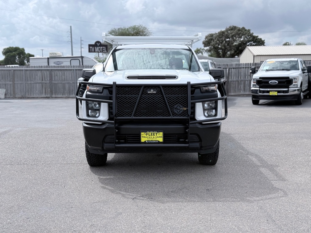 Photo 2 of this CHEVROLET SILVERADO 2500
