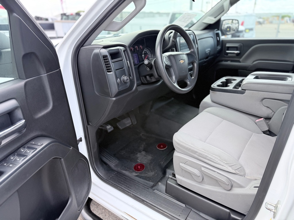 Photo 8 of this CHEVROLET SILVERADO 2500