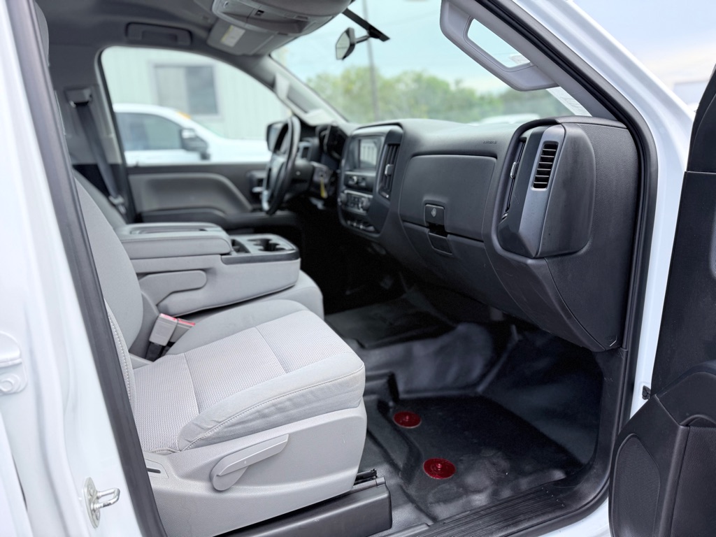 Photo 11 of this CHEVROLET SILVERADO 2500