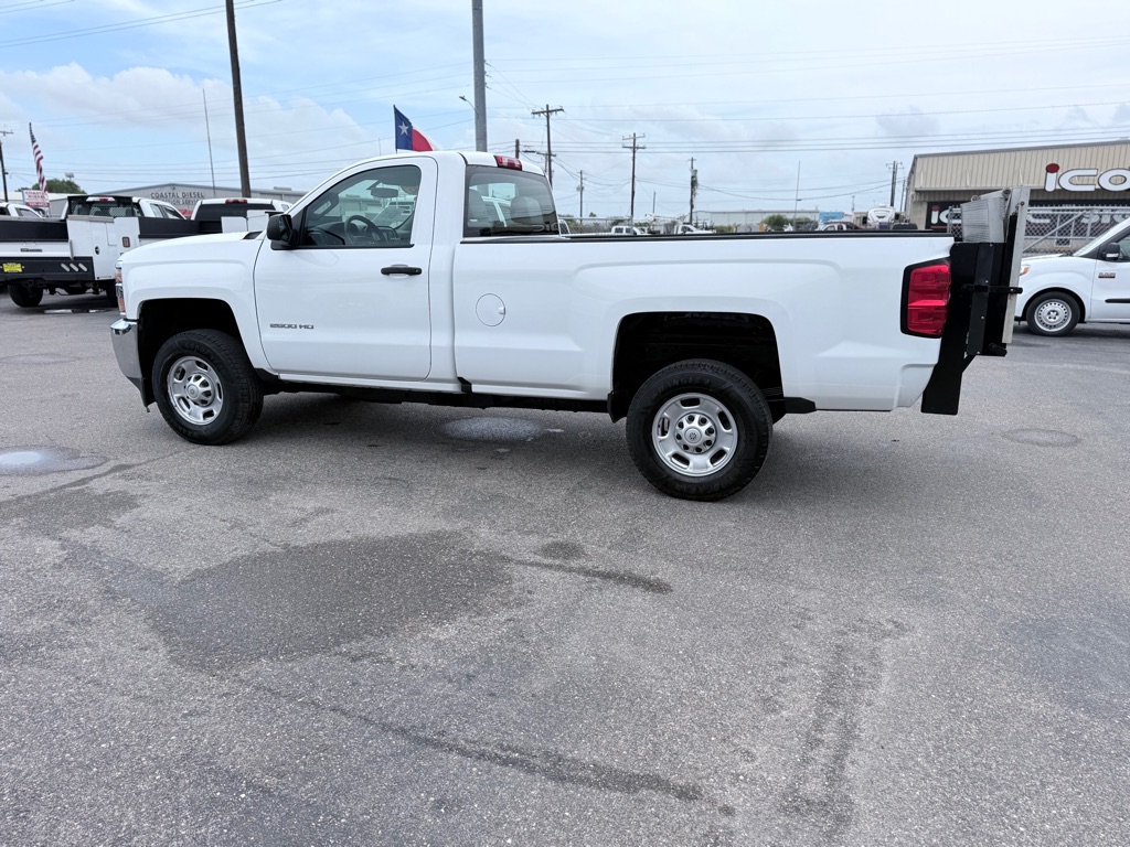 Photo 8 of this CHEVROLET SILVERADO 2500