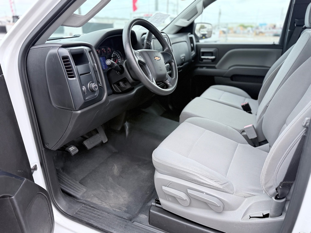 Photo 9 of this CHEVROLET SILVERADO 2500
