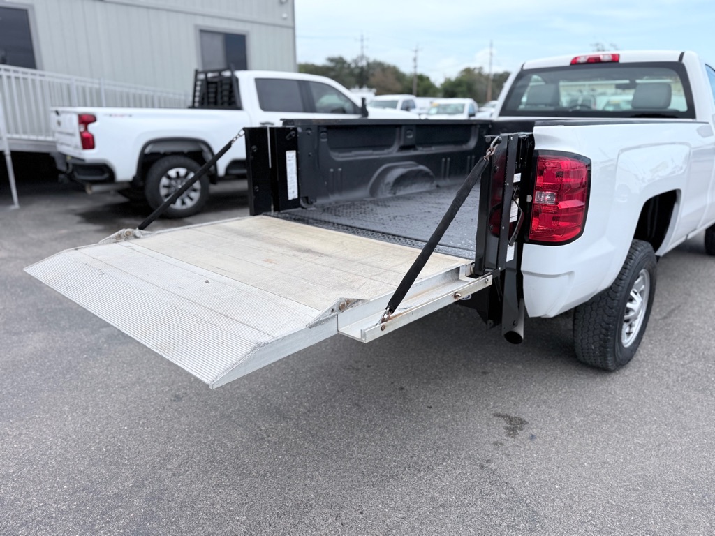 Photo 11 of this CHEVROLET SILVERADO 2500
