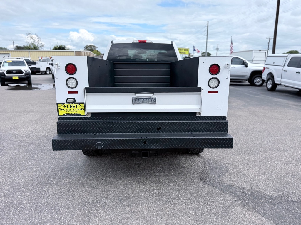 Photo 6 of this FORD F350