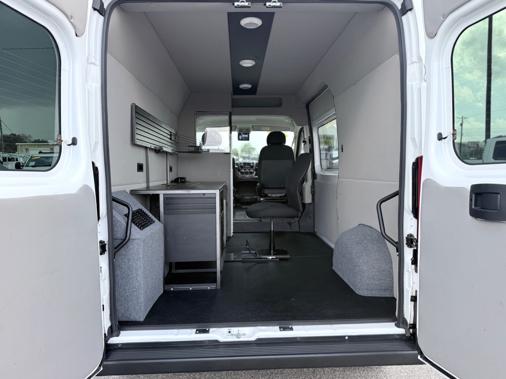 Photo 10 of this RAM PROMASTER 1500