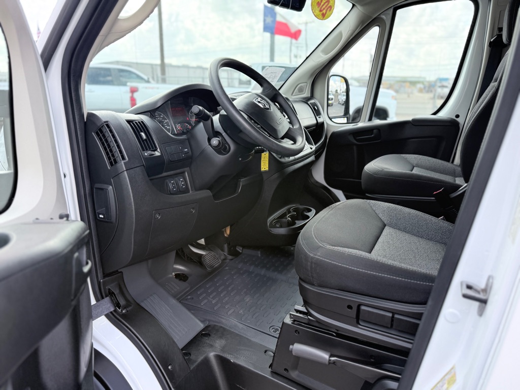 Photo 9 of this RAM PROMASTER 1500