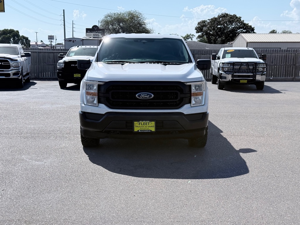 Photo 2 of this FORD F150