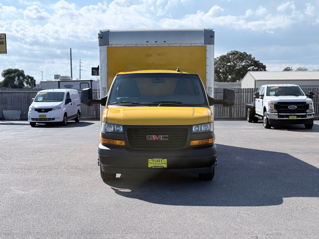 Photo 3 of this GMC SAVANA