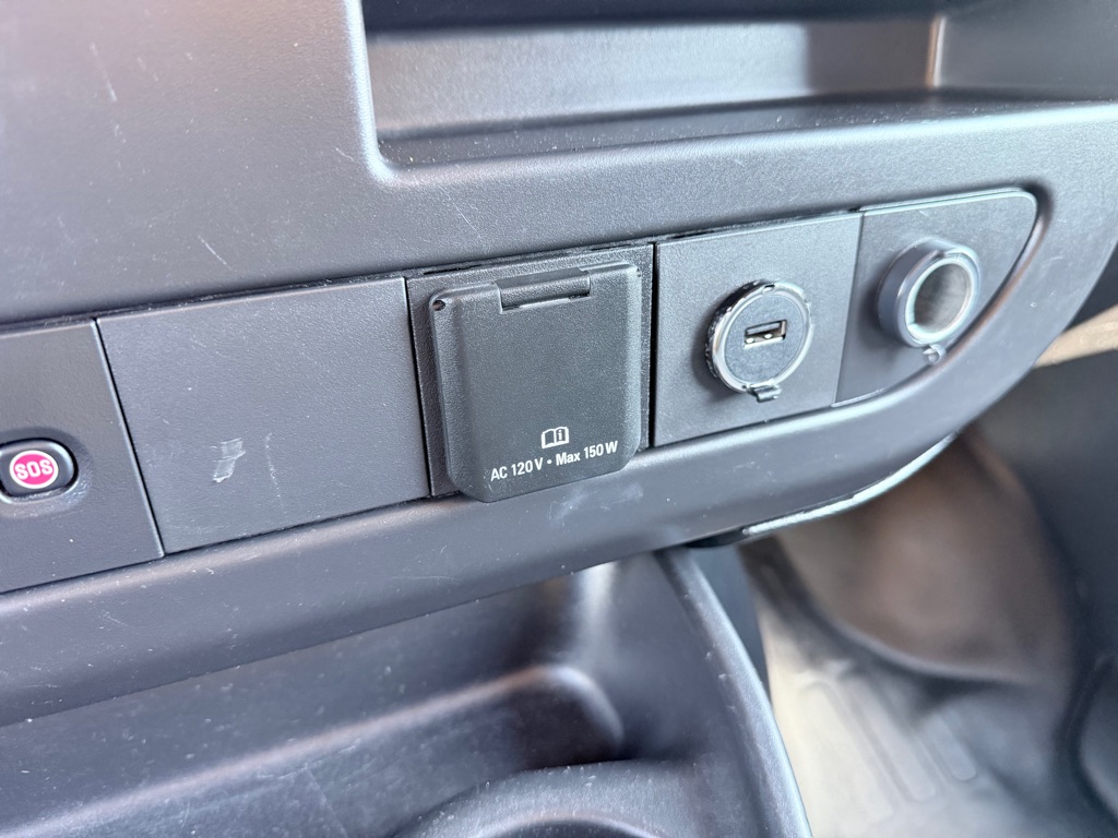Photo 18 of this GMC SAVANA