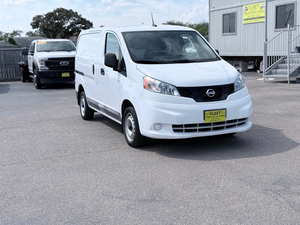 Photo 3 of this NISSAN NV200
