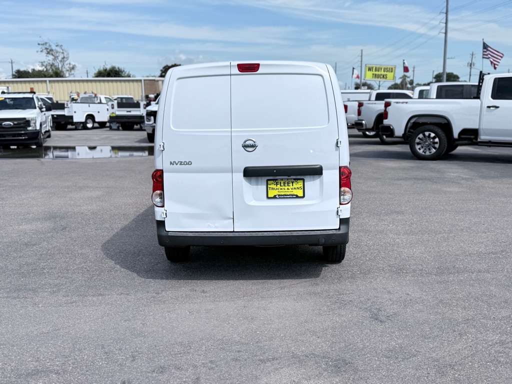 Photo 6 of this NISSAN NV200