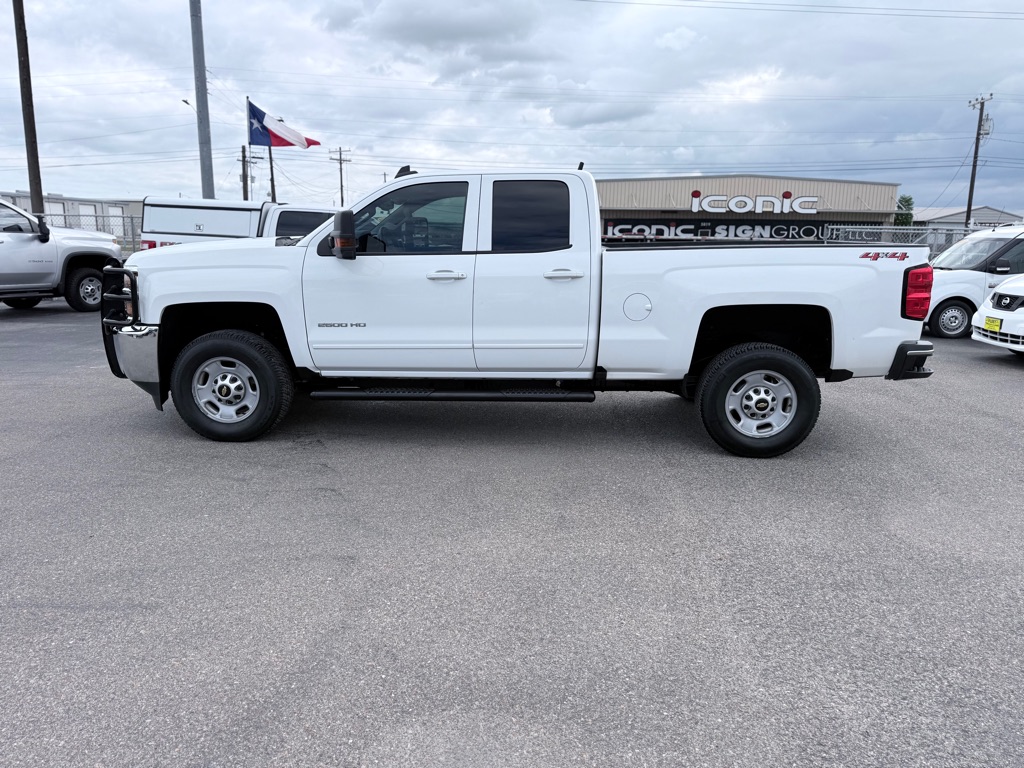 Photo 8 of this CHEVROLET SILVERADO 2500