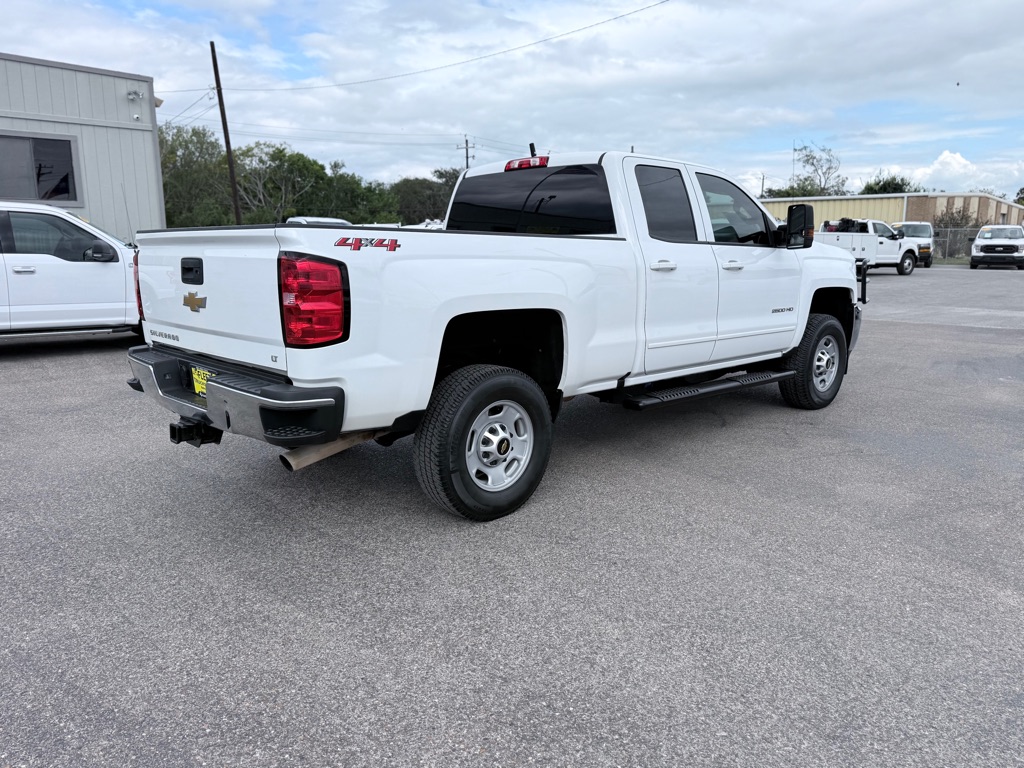Photo 5 of this CHEVROLET SILVERADO 2500
