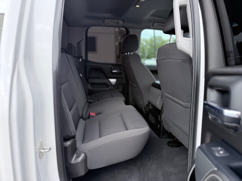 Photo 15 of this CHEVROLET SILVERADO 2500