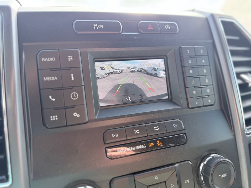 Photo 14 of this FORD F150