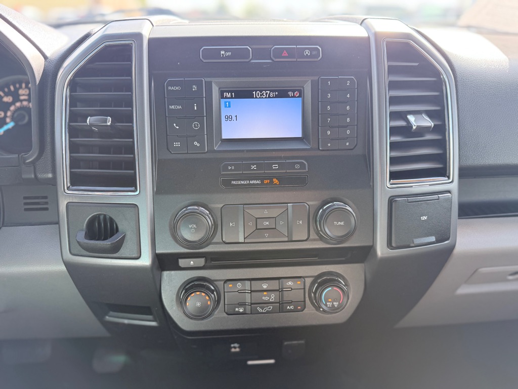 Photo 13 of this FORD F150