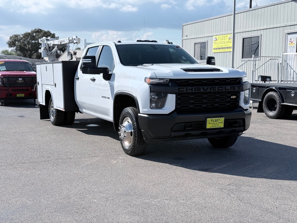 Photo 3 of this CHEVROLET SILVERADO 3500