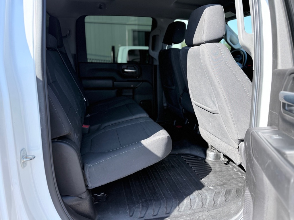 Photo 14 of this CHEVROLET SILVERADO 3500
