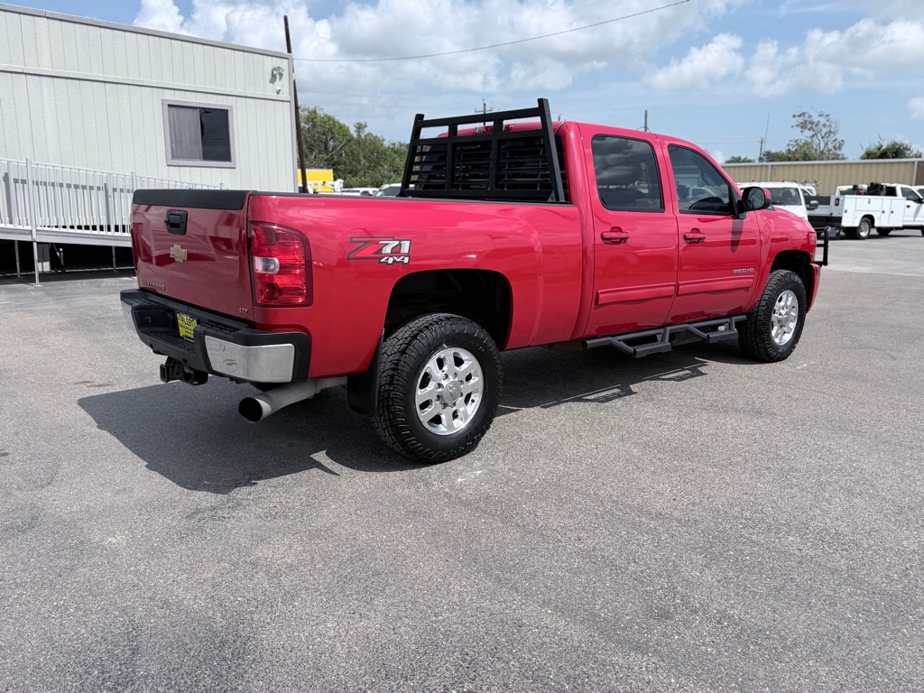 Photo 5 of this CHEVROLET SILVERADO 2500
