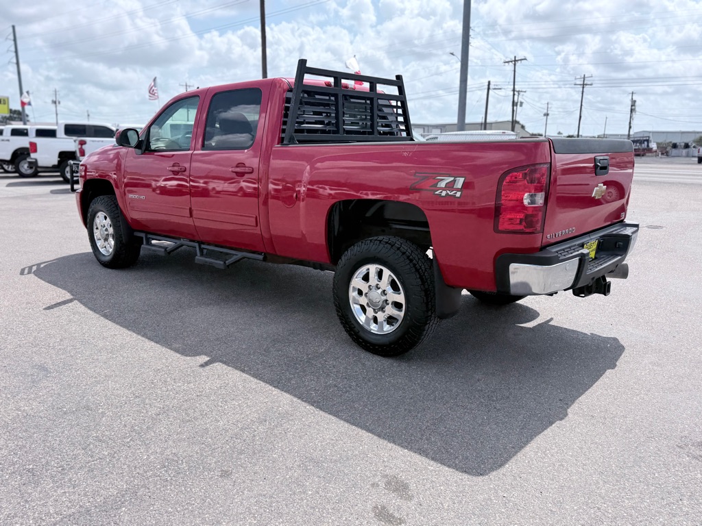 Photo 7 of this CHEVROLET SILVERADO 2500