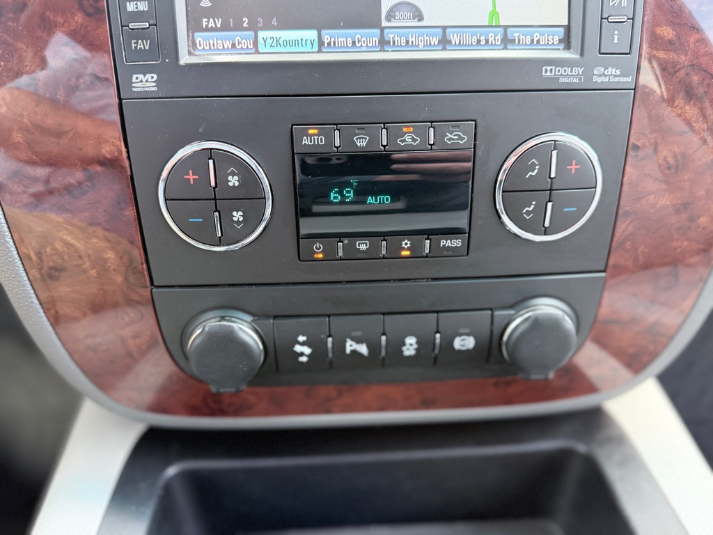 Photo 15 of this CHEVROLET SILVERADO 2500