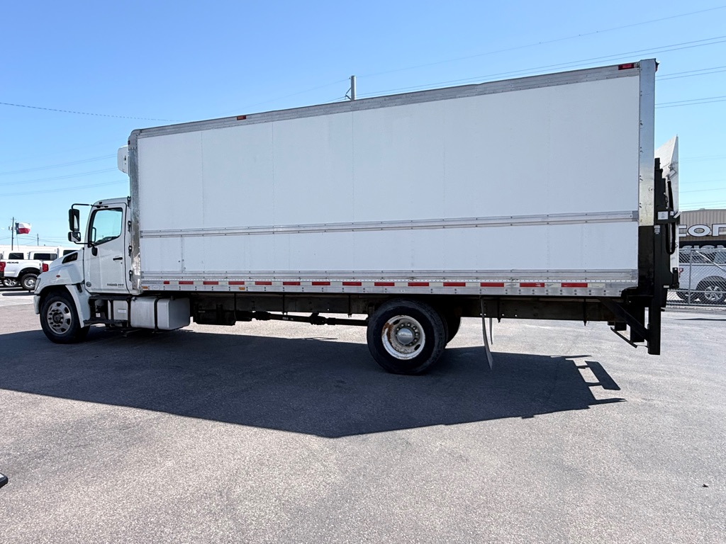 Photo 8 of this HINO HINO 338